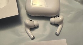 Used
													Apple AirPods Pro 2 - USB-C, photo 2 of 3