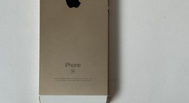 Good
													Apple iPhone SE 1st Gen 2016 - Unlocked, Gold, 16 GB, A1662, photo 3 of 7
