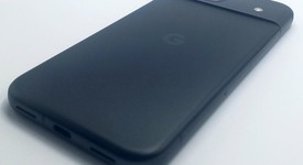 Mint
													Google Pixel 8a - Unlocked, Obsidian, 128 GB, 8 GB, G8HHN, mmWave 5G, photo 5 of 5
