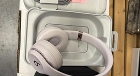 Used
													Beats Solo 4 - Pink, photo 1 of 4