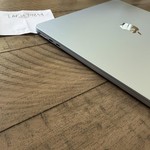 Good MacBook Air 2025 (M4) - 13 inch - 256 GB, Sky Blue, 16 GB, Apple M4