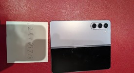 Good
													Samsung Galaxy Z Fold5 - Unlocked, Icy Blue, 512 GB, 12 GB, SM-F946U1, photo 2 of 12