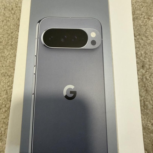 Google Pixel 10 Pro XL - Unlocked, 512 GB, Moonstone, GUL82