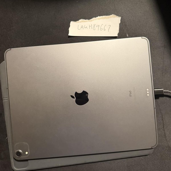 Apple iPad Pro 12.9 inch 3rd Gen 2018 - Verizon, 64 GB, Gray, A2014