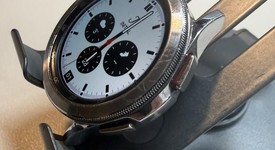 Good
													Samsung Galaxy Watch4 Classic - Unlocked, Silver, 42mm, photo 2 of 6