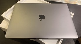Mint
													MacBook Pro 2019 - 13" - I5, Gray, 128 GB, 8 GB, photo 1 of 5