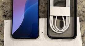 Mint
													Apple iPhone 15 Pro Max - Unlocked, Black, 256 GB, A2849, photo 2 of 10