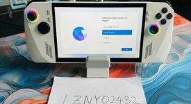 Mint
													MSI Claw 8 AI Plus - White, 1 TB, 32 GB, Polar Tempest Edition, photo 3 of 11