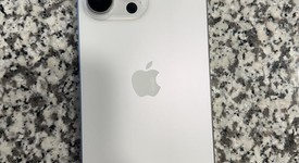 Mint
													Apple iPhone 16 Pro Max - Unlocked, White, 256 GB, A3084, photo 4 of 7