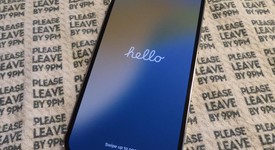 Mint
													Apple iPhone 13 Pro - Unlocked, Silver, 256 GB, A2483, photo 1 of 8