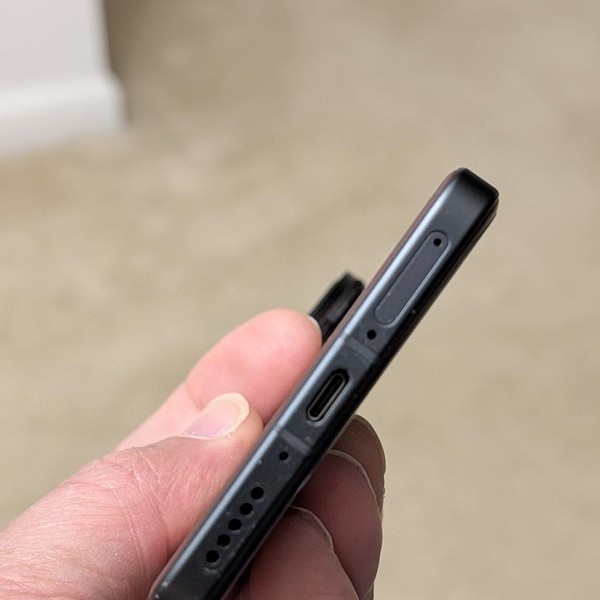 Vivo X200 Ultra - Unlocked Non-US, 256 GB, Red, 12 GB