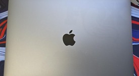 Good
													MacBook Pro 2020 - 13" - Apple M1, Silver, 256 GB, 8 GB, photo 3 of 9