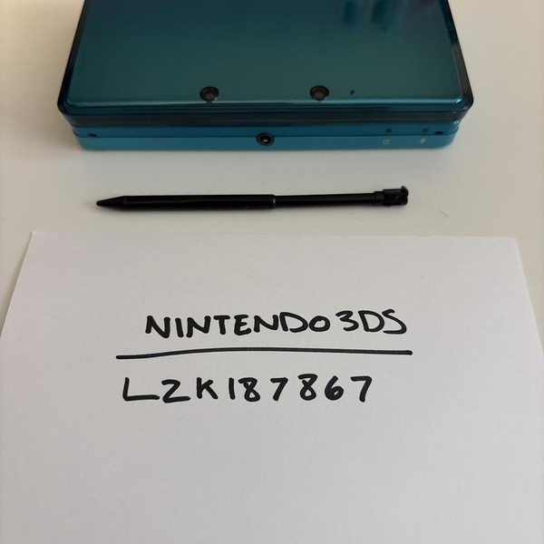 Nintendo 3DS - Blue, 1 GB