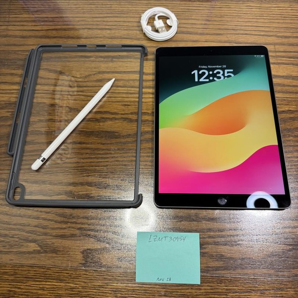 Apple iPad Pro 10.5 inch - Wi-Fi, 64 GB, Gray