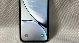 Mint
													Apple iPhone Xr - Unlocked, White, 64 GB, A1984, photo 5 of 7