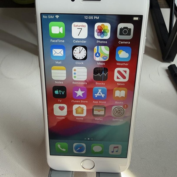 Apple iPhone 6 - Unlocked, 128 GB, Silver, A1549