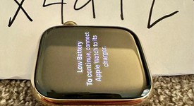 Good
													Apple Watch Series 8 45mm - Unlocked, Gold, A2774 - Cellular, Stainless, photo 4 of 8