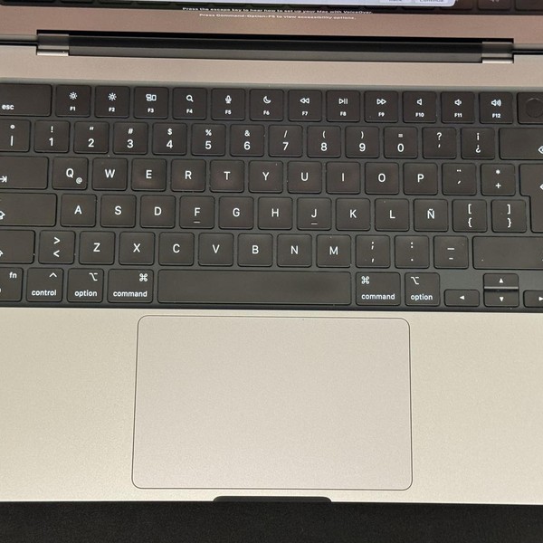 MacBook Pro Late 2023 (M3) - 14 inch - 1 TB, Gray, 8 GB, Apple M3, 10-core GPU