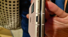 Good
													Motorola Razr (2025) - Unlocked, Pink, 256 GB, 8 GB, photo 4 of 13