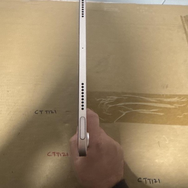 Apple iPad Air 5th Gen - Wi-Fi, 64 GB, Pink, A2588