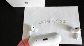 Used
													Apple AirPods Pro 2nd Gen - Lightning, photo 3 of 5
