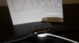 Fair
													Apple Watch SE 1st Gen 44mm - Gray, A2352 - GPS, Nike, photo 2 of 6