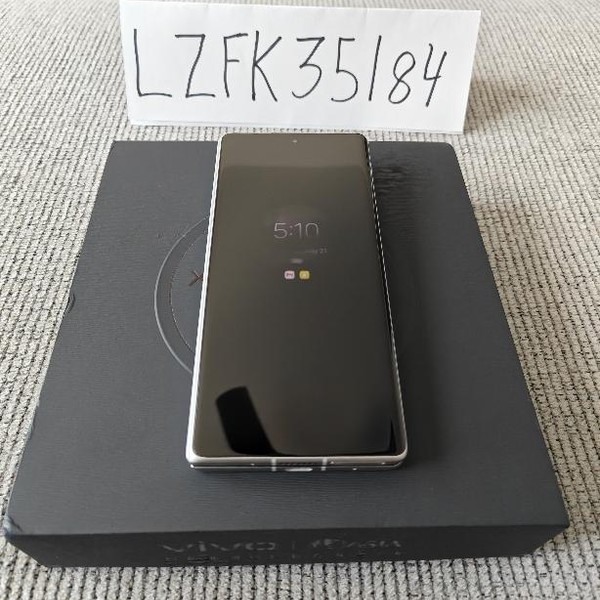 vivo X Fold3 Pro - Unlocked Non-US, 512 GB, White, 16 GB