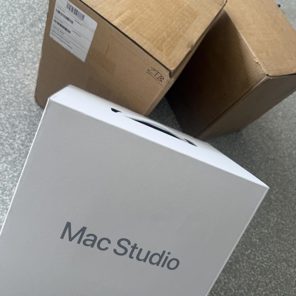 Mac Studio 2025 - 1 TB, 512 GB, Apple M3 Ultra 32-core