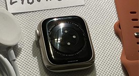 Mint
													Apple Watch Series 9 41mm - Starlight, A2978 - GPS, Aluminum, photo 3 of 5