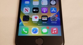 Fair
													Apple iPhone SE 2nd Gen 2020 - Unlocked, Black, 64 GB, A2275, photo 1 of 8