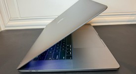 Good
													MacBook Pro 2018 (With Touch Bar) - 15" - I7, Gray, 256 GB, 32 GB, photo 5 of 9