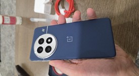 Mint
													OnePlus 13 - Unlocked, Midnight Ocean, 512 GB, 16 GB, photo 4 of 11