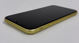 Good
													Apple iPhone 11 - Unlocked, Yellow, 64 GB, A2111, photo 4 of 6