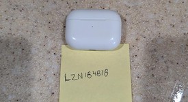 Used
													Apple AirPods Pro 2 - Lightning, photo 2 of 2