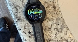 Mint
													Garmin Forerunner 165 - Black, Standard, photo 1 of 4