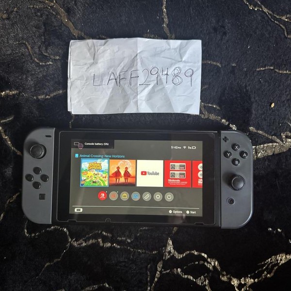 Nintendo Switch - 32 GB, Grey
