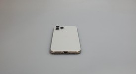 Fair
													Apple iPhone 11 Pro - Unlocked, Silver, 64 GB, A2160, photo 2 of 6