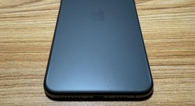 Fair
													Apple iPhone 11 Pro Max - Unlocked, Green, 64 GB, A2161, photo 5 of 7