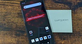 Mint
													ZTE nubia Red Magic 3 - Unlocked, Black, 128 GB, 8 GB, photo 2 of 6