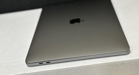 Fair
													MacBook Pro 2022 - 13" - Apple M2, Gray, 256 GB, 8 GB, photo 5 of 11
