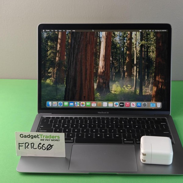 MacBook Air 2020 - 13 inch - 256 GB, Gray, 8 GB, Apple M1