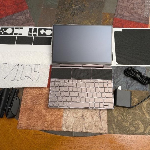 GPD WIN MAX 2 (2025) - 2 TB, Black, 32 GB, AMD Ryzen 7