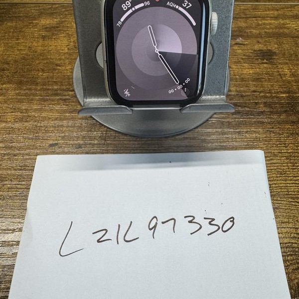 Apple Watch SE 1st Gen 44mm - Unlocked, Silver, A2354 - Cellular, Aluminum