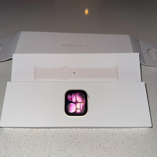 Apple Watch Series 11 42mm - Rose Gold, A3331 - GPS, Aluminum