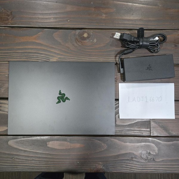 Razer Blade 18 (2025) - 4 TB, Black, 64 GB, Intel Core Ultra 9