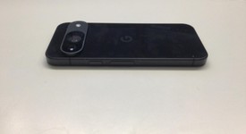 Good
													Google Pixel 9 - Unlocked, Obsidian, 128 GB, 12 GB, G2YBB, photo 4 of 8
