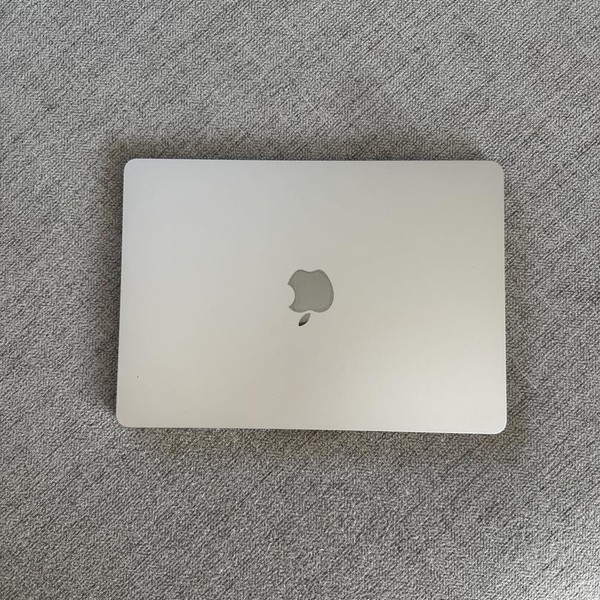 MacBook Air 2020 - 13 inch - 256 GB, Gold, 8 GB, Apple M1