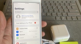 Good
													Apple iPhone 8 - Unlocked, Gold, 64 GB, A1863, photo 3 of 10