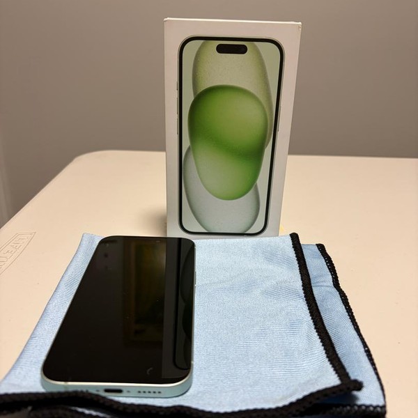 Apple iPhone 15 - Unlocked, 128 GB, Green, A2846