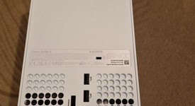 Mint
													Xbox Series X (2020) - Robot White, 1 TB, All-Digital, photo 4 of 14